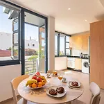 شقة Capri Luxury Holidays Suites, Playa De Cristianos *