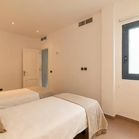 Апартаменты Luxury Holidays Suites, Playa De Cristianos Лос Кристианос