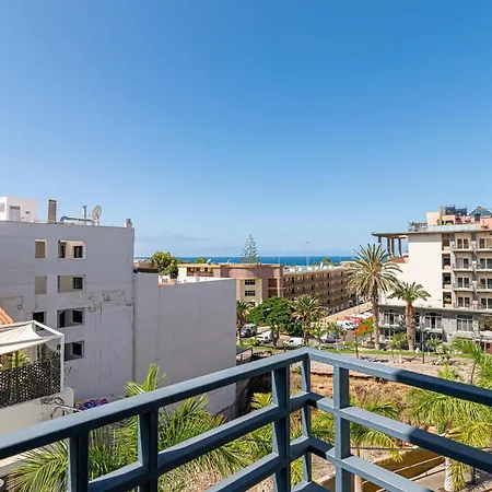 Luxury Holidays Suites, Playa De Cristianos Лос Кристианос
