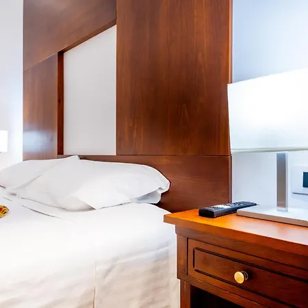 アパート Capri Luxury Holidays Suites, Playa De Cristianos *