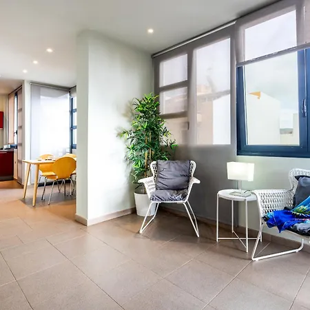 Capri Luxury Holidays Suites, Playa De Cristianos Apartment *