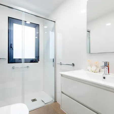 Capri Luxury Holidays Suites, Playa De Cristianos *