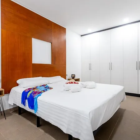 Capri Luxury Holidays Suites, Playa De Cristianos