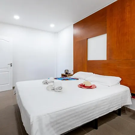 Capri Luxury Holidays Suites, Playa De Cristianos * Los Cristianos (Tenerife)