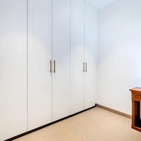 Capri Luxury Holidays Suites, Playa De Cristianos