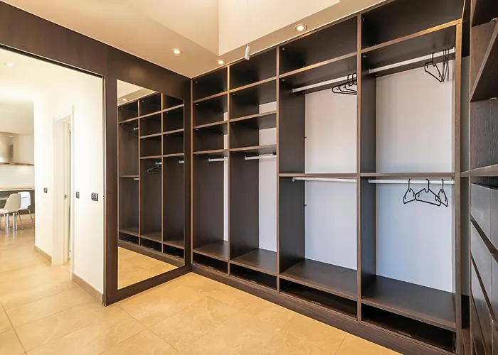 Luxury Holidays Suites, Playa De Cristianos