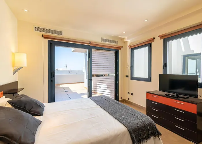 Luxury Holidays Suites, Playa De Cristianos Los Cristianos (Tenerife)