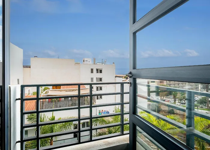 Capri Luxury Holidays Suites, Playa De Cristianos Lägenhet Los Cristianos (Tenerife)