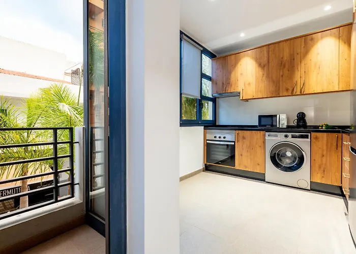 Capri Luxury Holidays Suites, Playa De Cristianos דירה לוס כריסטיאנוס