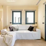 Capri Luxury Holidays Suites, Playa De Cristianos *