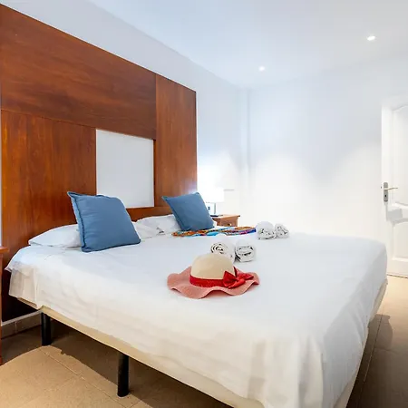 Capri Luxury Holidays Suites, Playa De Cristianos Apartman *