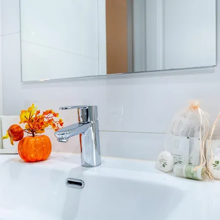 Capri Luxury Holidays Suites, Playa De Cristianos Apartman *