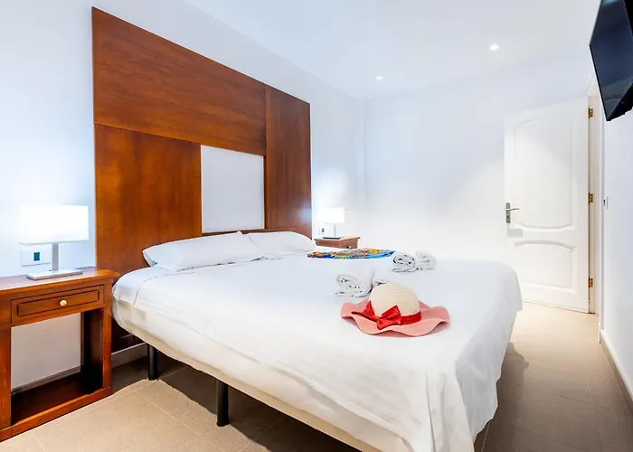 Apartment Capri Luxury Holidays Suites, Playa De Cristianos Los Cristianos (Tenerife)