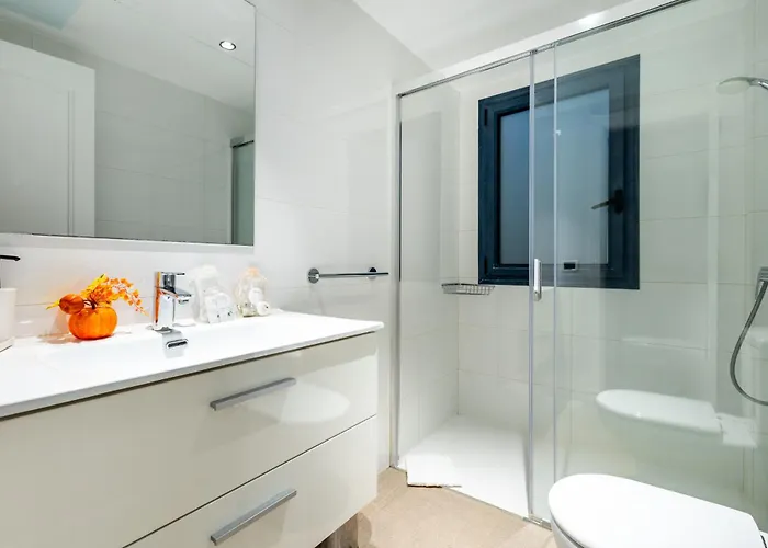 Capri Luxury Holidays Suites, Playa De Cristianos