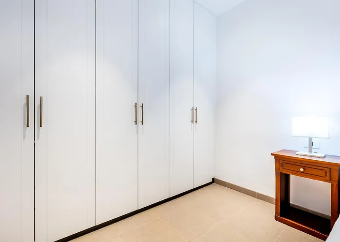 Capri Luxury Holidays Suites, Playa De Cristianos