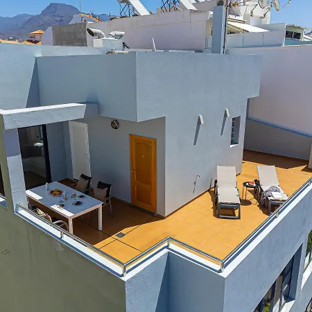 Capri Luxury Holidays Suites, Playa De Cristianos