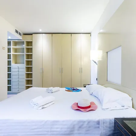 Capri Luxury Holidays Suites, Playa De Cristianos Lejlighed *